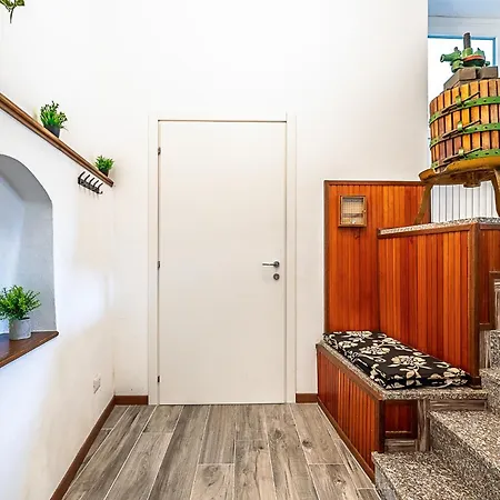 New Duplex With View, 2 Terraces *