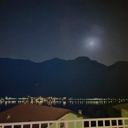 New Duplex With View, 2 Terraces Apartment Nesso