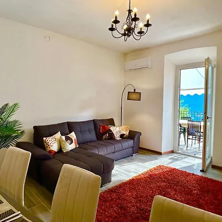 New Duplex With View, 2 Terraces Apartment *