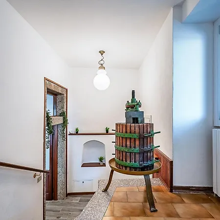 New Duplex With View, 2 Terraces Appartement Nesso