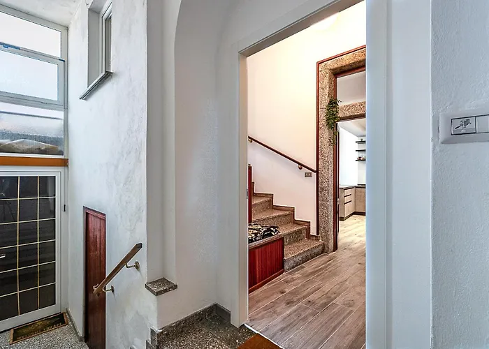 New Duplex With View, 2 Terraces *